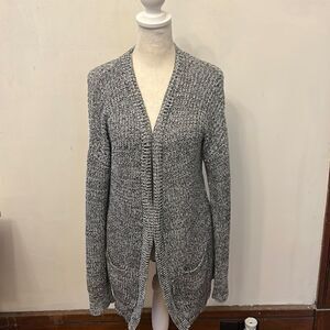 Gap black white front pocket open cardigan Size M EUC
